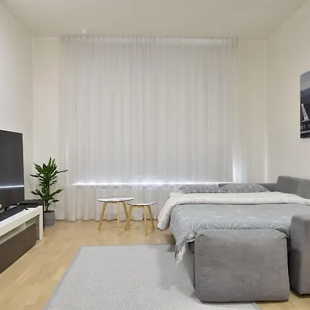 Stylish Studio With Free Private Parking & Wi-fi Apartament Tallin